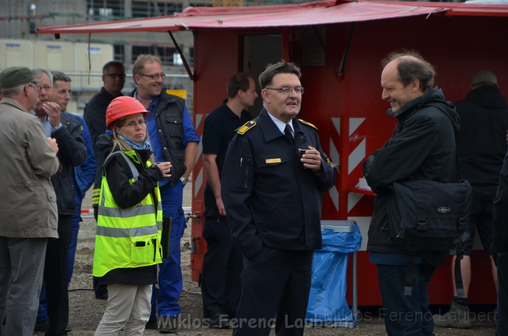 Erster Spatenstich Neues Feuerwehrzentrum Koeln Kalk Gummersbacherstr P129.JPG - Miklos Laubert